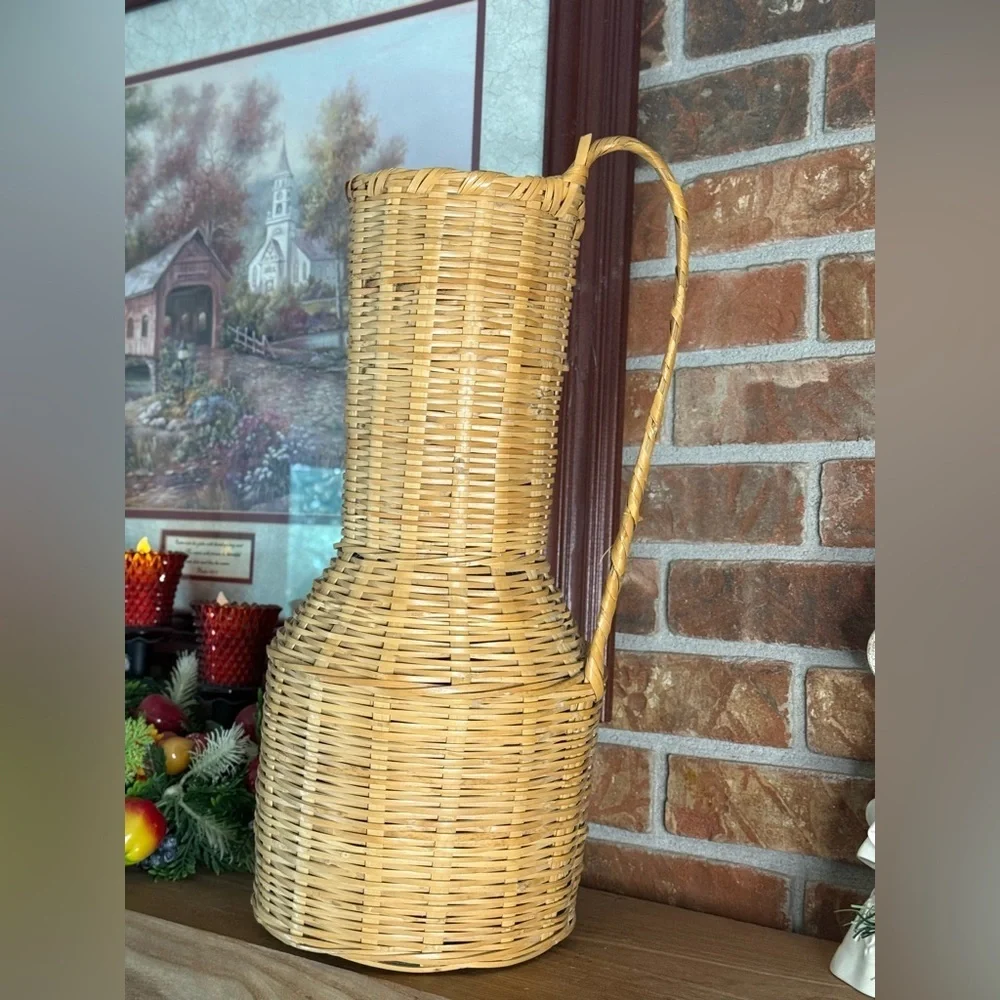 Vintage 1980’s Wicker, Hand woven bamboo Rattan vase with handle